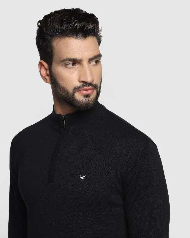 solid-stylized-collar-sweater-in-black-denver