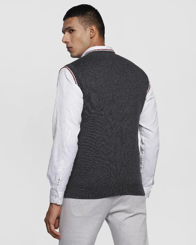 solid-v-neck-sweater-in-charcoal-melange-less