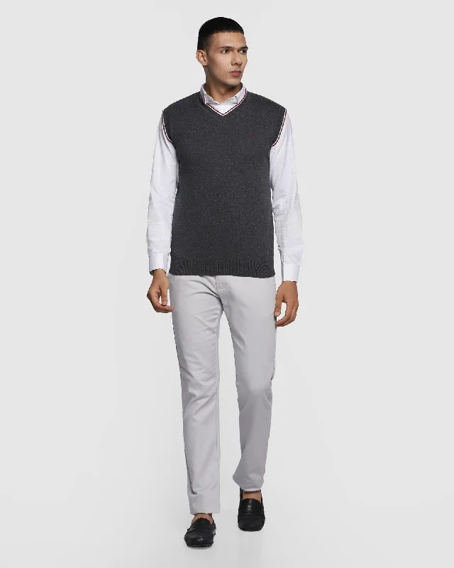 solid-v-neck-sweater-in-charcoal-melange-less