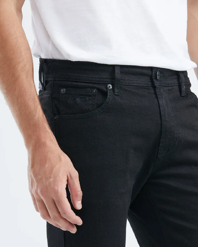 STRAIGHT FIT MID-RISE DARK JEANS IN BLACK