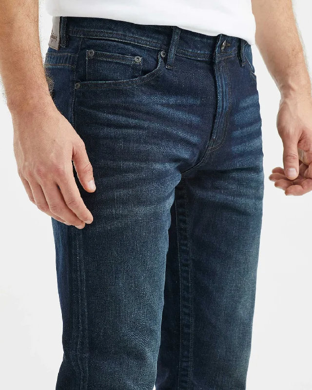 SLIM FIT MID-RISE JEANS IN ULTRA DARK WASH