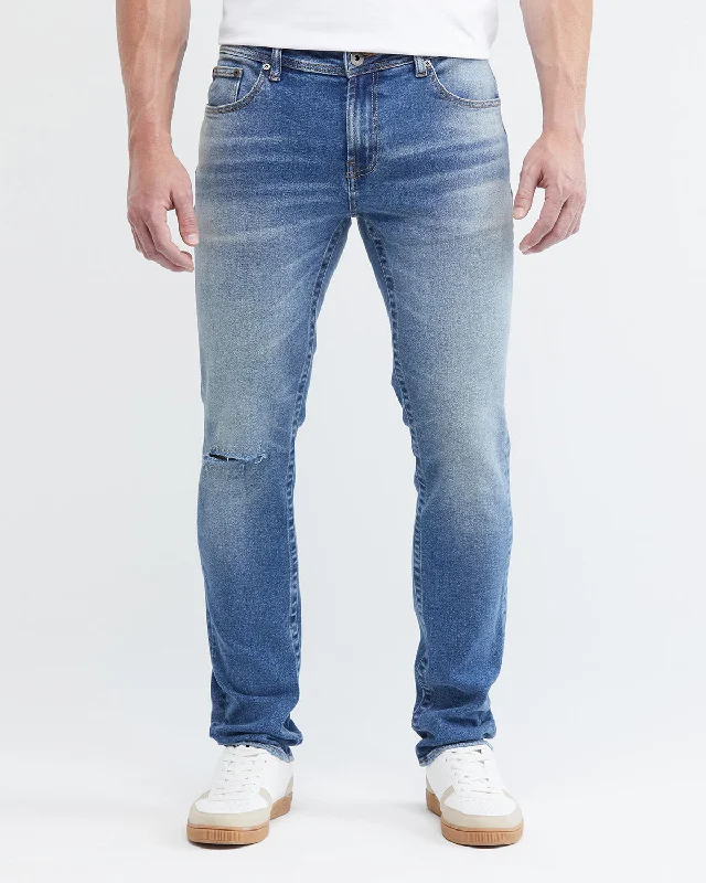 SLIM FIT MID-RISE JEANS IN MEDIUM WASH