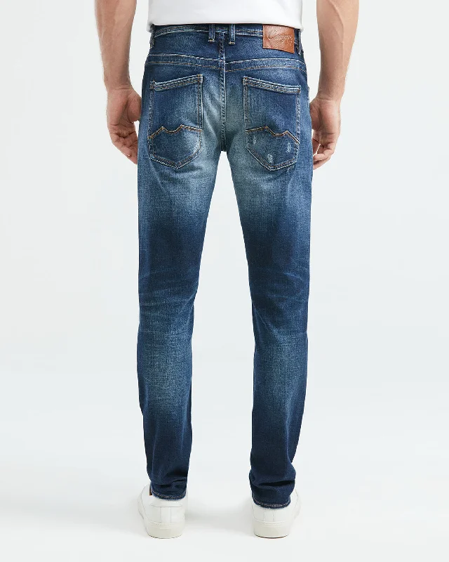 SLIM FIT MID-RISE JEANS IN DARK WASH