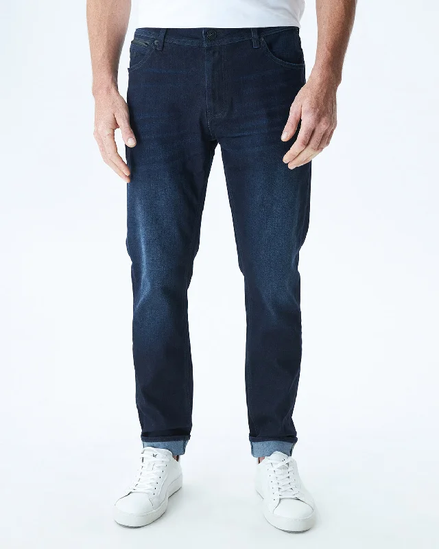 STRAIGHT FIT MID-RISE JEANS IN ULTRA DARK WASH