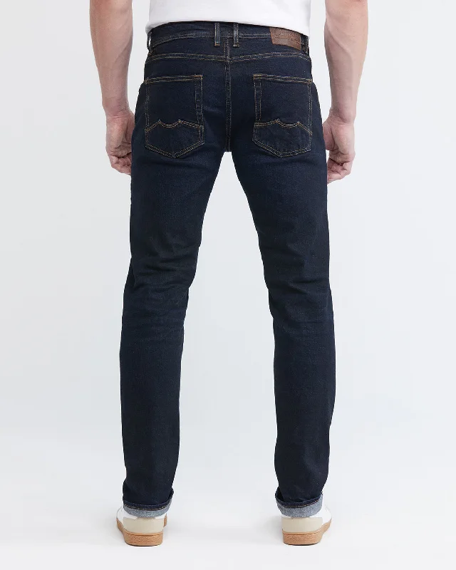 STRAIGHT FIT MID-RISE JEANS IN ULTRA DARK WASH