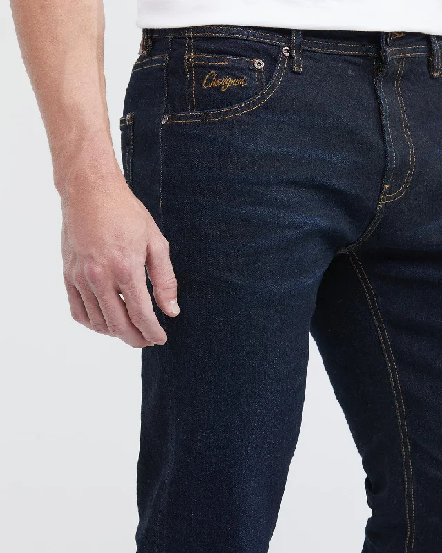 STRAIGHT FIT MID-RISE JEANS IN ULTRA DARK WASH