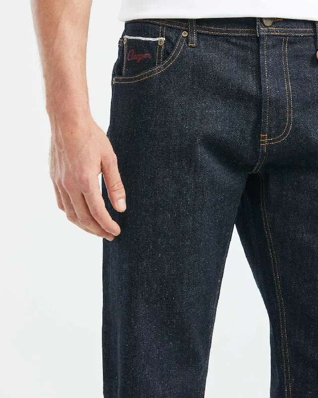 STRAIGHT FIT MID-RISE JEANS IN ULTRA DARK WASH