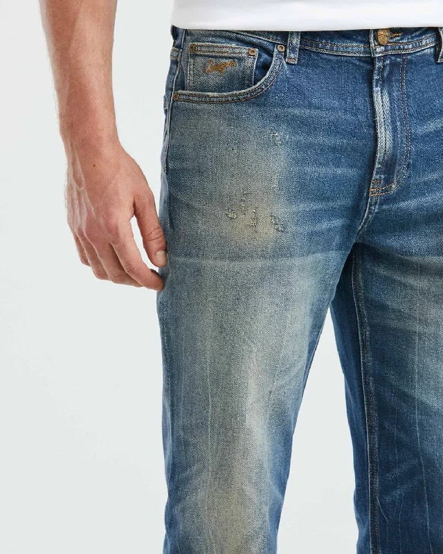 STRAIGHT FIT MID-RISE JEANS IN DARK WASH