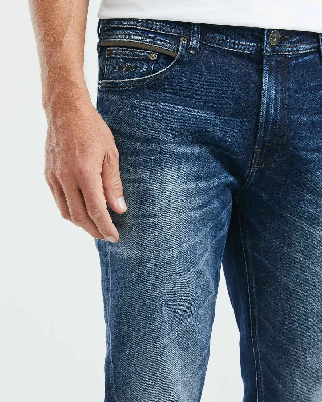 STRAIGHT FIT MID-RISE JEANS IN DARK WASH