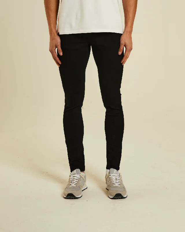 Saxon Skinny Black