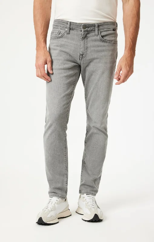 JAKE SLIM LEG IN LIGHT GREY BRUSHED WILLIAMSBURG