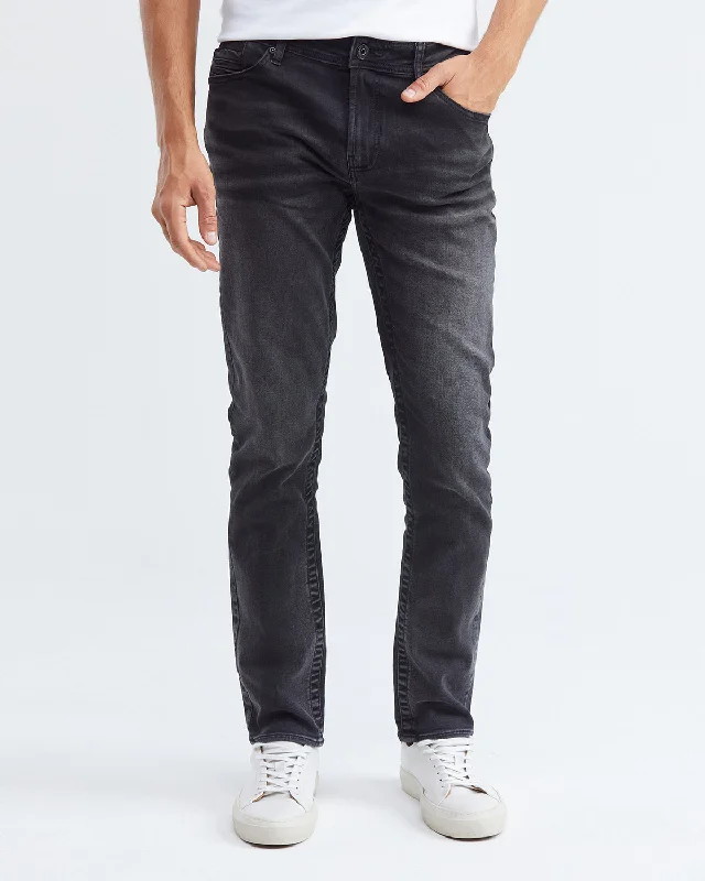 SLIM FIT MID-RISE JEANS IN BLACK