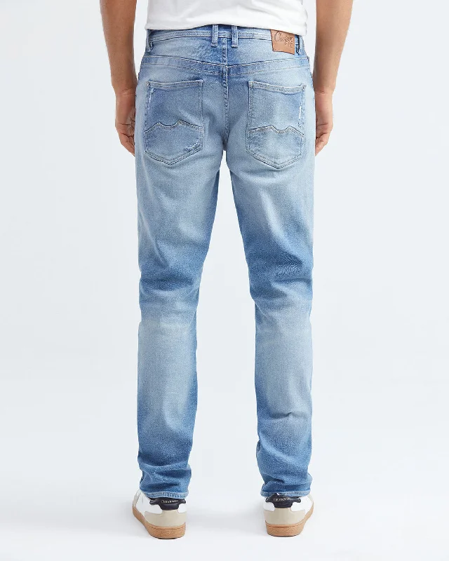 SLIM FIT MID-RISE JEANS IN LIGHT WASH