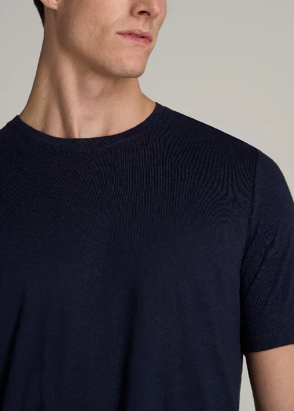 linen-crewneck-tshirt-mens-in-evening-blue