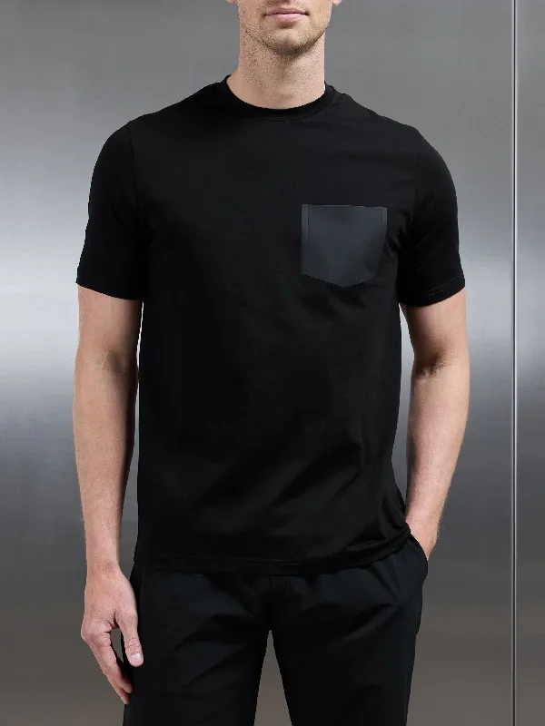 technical-cotton-stretch-pocket-t-shirt-black